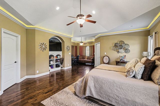 4147 Ironwood Dr, Greenbrier, TN 37073