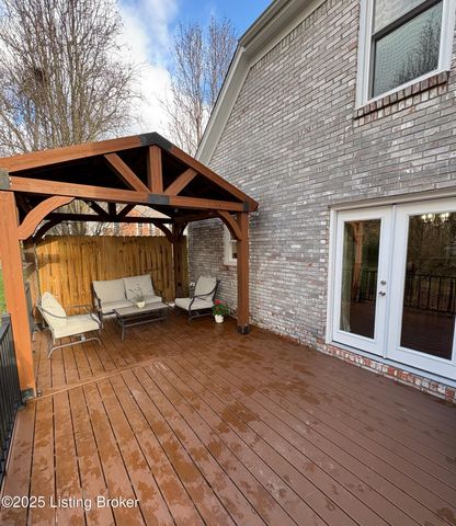 12016 Parkland Ct, Middeltown, KY 40243