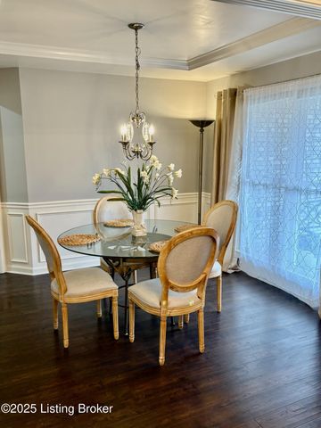 12016 Parkland Ct, Middeltown, KY 40243