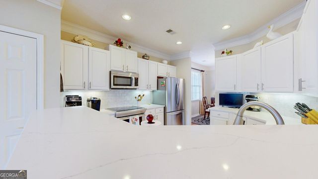 69 Arbor Way, Newnan, GA 30265