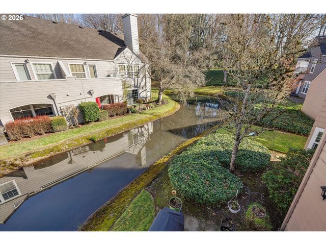 8700 Sw CURRY Dr, Wilsonville, OR 97070