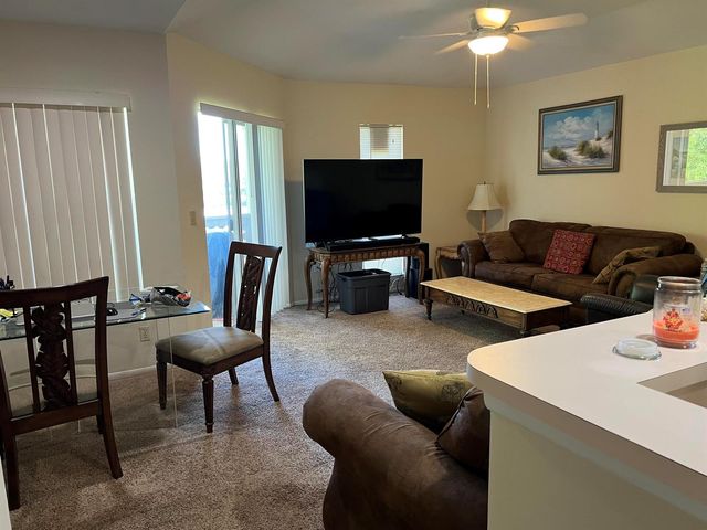 4751 Via Palm Lakes 416, West Palm Beach, FL 33417