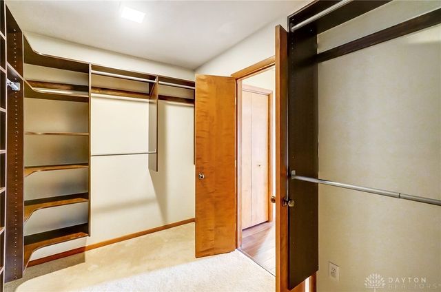 5018 Alpine Rose Court, Dayton, OH 45458