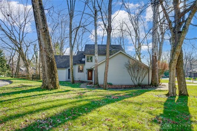 5018 Alpine Rose Court, Dayton, OH 45458