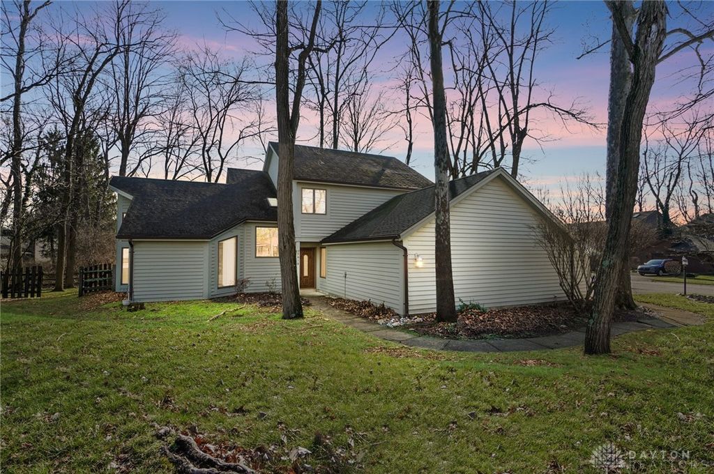 5018 Alpine Rose Court, Dayton, OH 45458