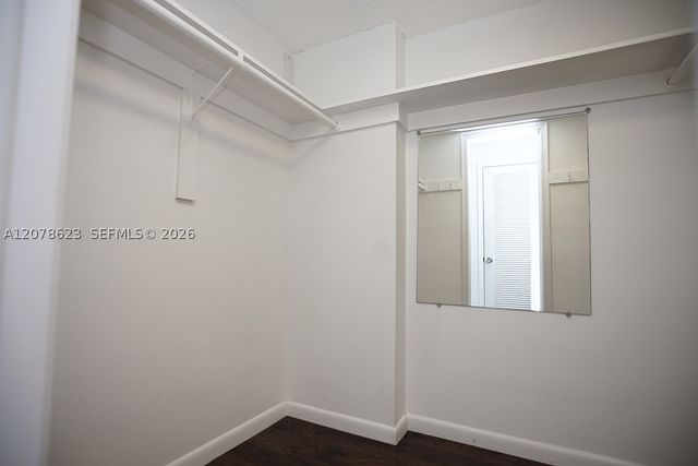 300 NE 12th Ave 703, Hallandale Beach, FL 33009