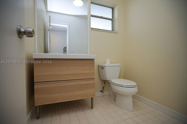300 NE 12th Ave 703, Hallandale Beach, FL 33009