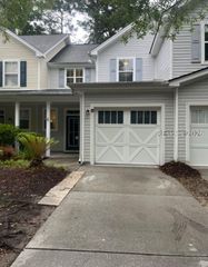 8 Sugar Maple St, Bluffton, SC 29910
