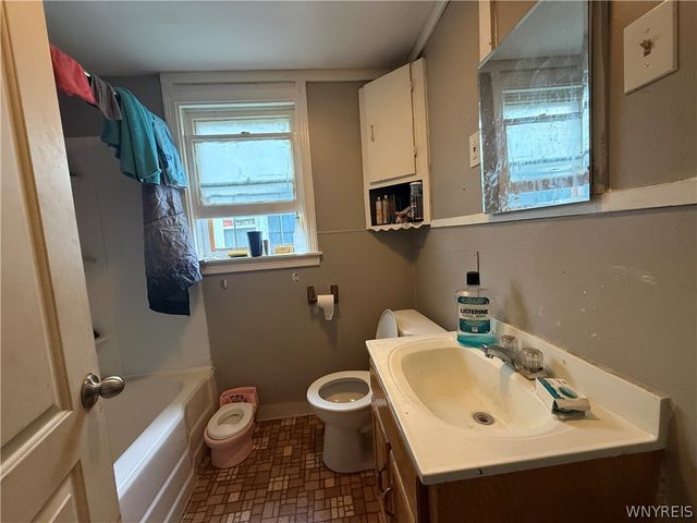 70 Wex Avenue, Buffalo, NY 14211