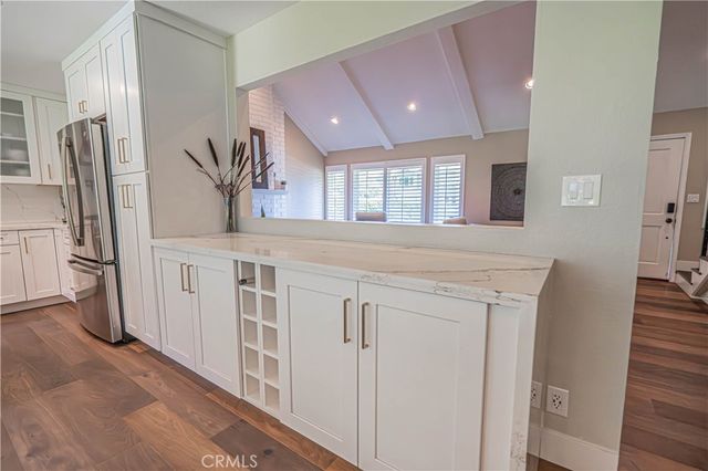 23340 Cedartown, Newhall, CA 91321