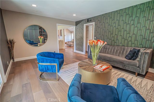 23340 Cedartown, Newhall, CA 91321