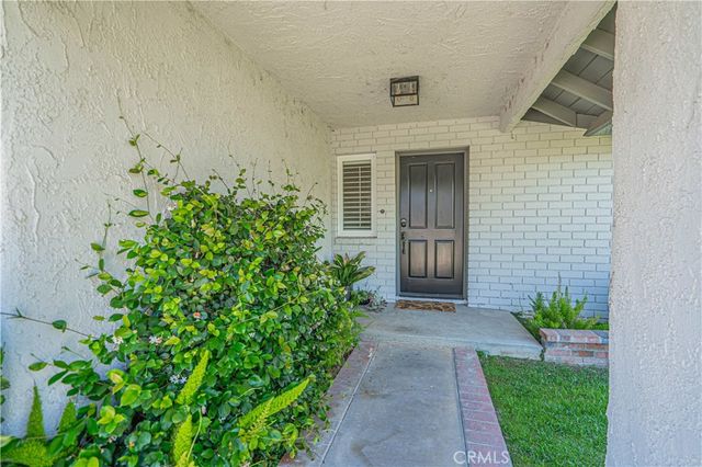 23340 Cedartown, Newhall, CA 91321