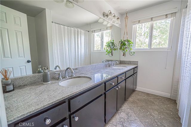 23340 Cedartown, Newhall, CA 91321