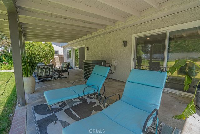 23340 Cedartown, Newhall, CA 91321