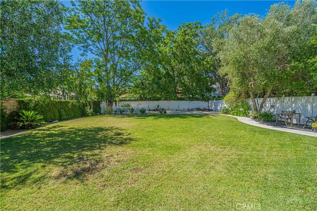 23340 Cedartown, Newhall, CA 91321
