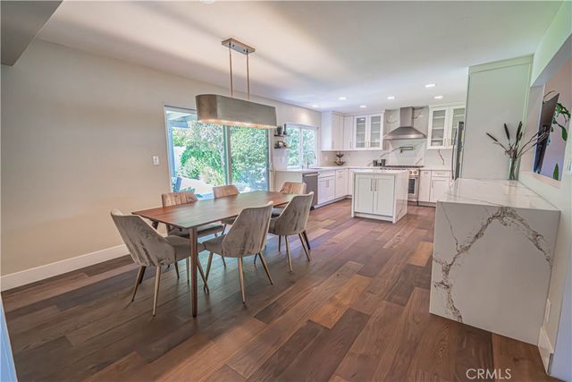 23340 Cedartown, Newhall, CA 91321
