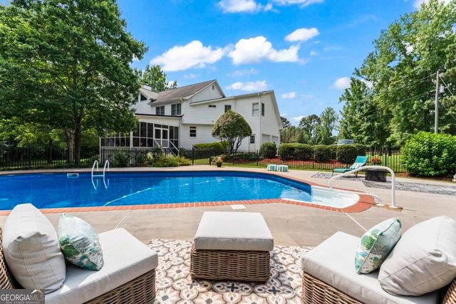 515 Harris Drive, Mcdonough, GA 30252