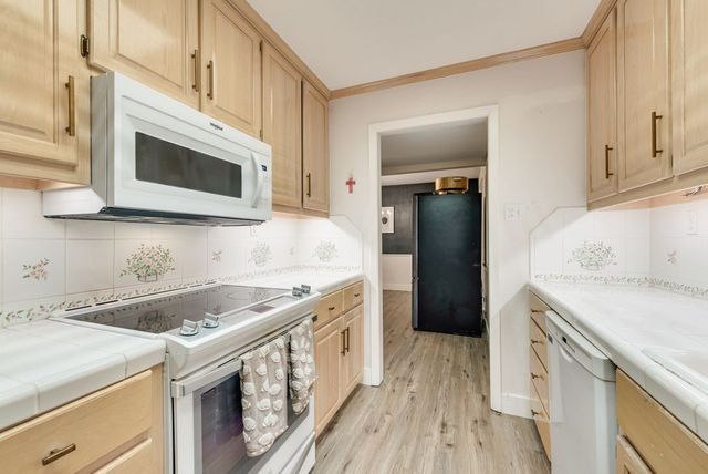 1406 Capetown Drive, Grand Prairie, TX 75050