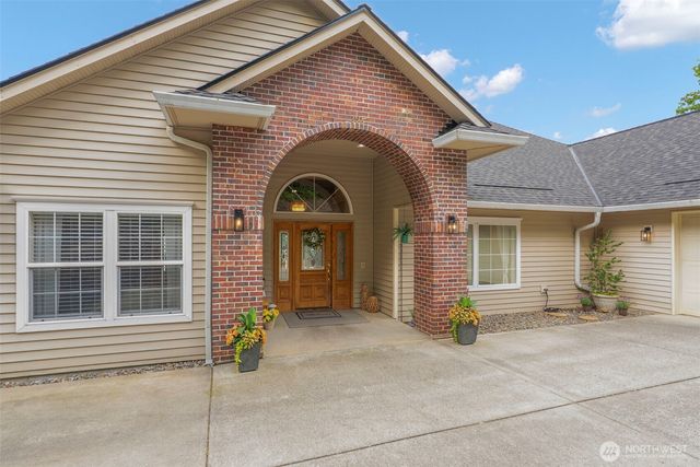 295 Lane Road, Woodland, WA 98674