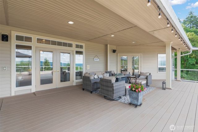295 Lane Road, Woodland, WA 98674