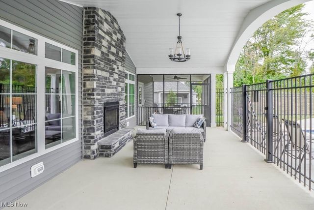 2080 Hawthorn Court, North Canton, OH 44720