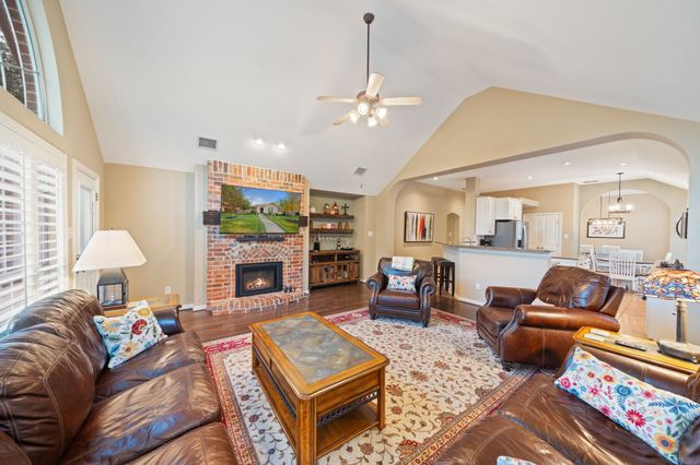 14881 Holly Leaf Drive, Frisco, TX 75035