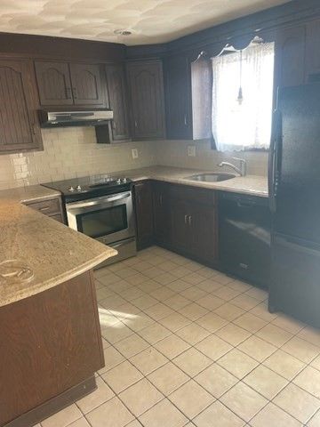 435 Proctor Ave, Revere, MA 02151