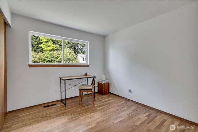 10510 SE 233rd Place, Kent, WA 98031