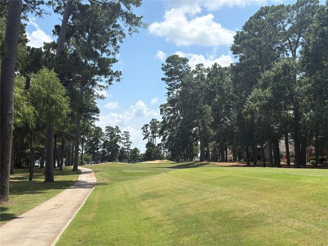 3223 Lazy Lake Lane, Montgomery, TX 77356