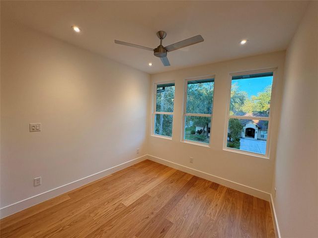 3223 Lazy Lake Lane, Montgomery, TX 77356