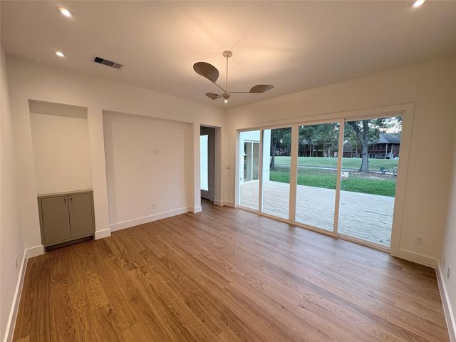 3223 Lazy Lake Lane, Montgomery, TX 77356
