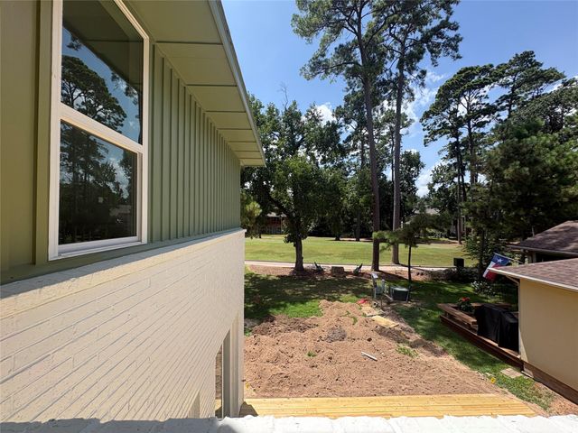 3223 Lazy Lake Lane, Montgomery, TX 77356