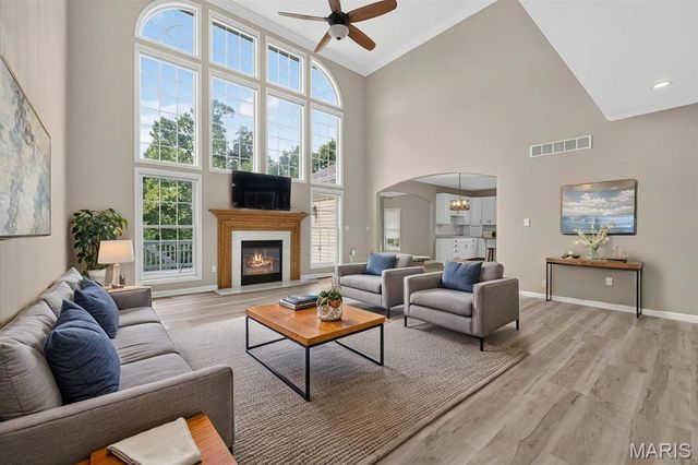 75 Hesters Court, St Charles, MO 63304