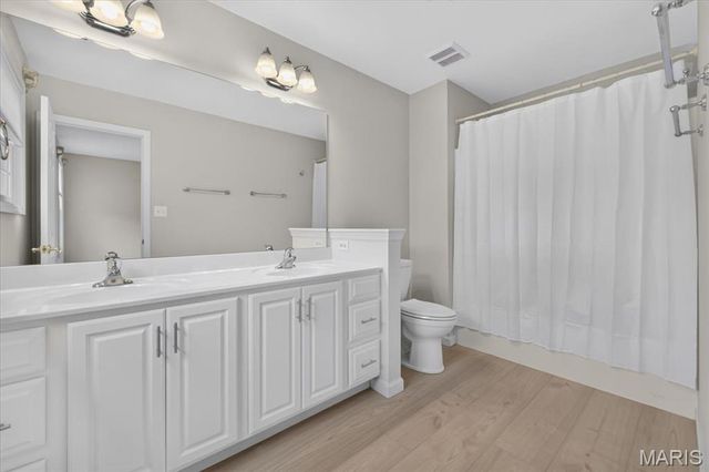 75 Hesters Court, St Charles, MO 63304