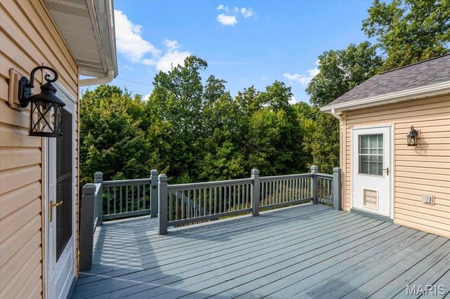 75 Hesters Court, St Charles, MO 63304