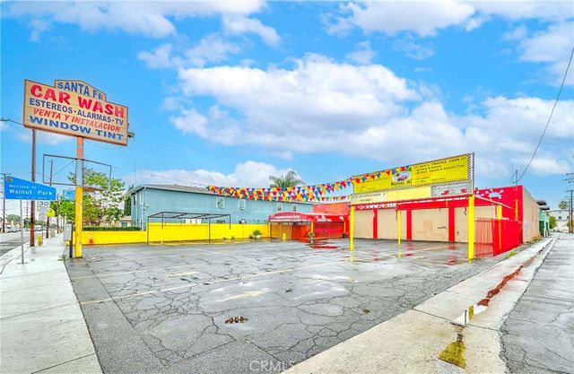 7201 Santa Fe, Huntington Park, CA 90255