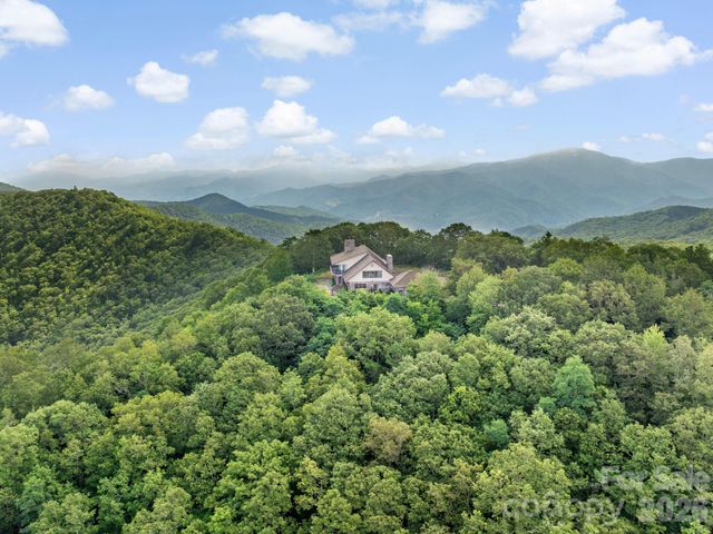 2200 Camp Branch Road, Waynesville, NC 28786