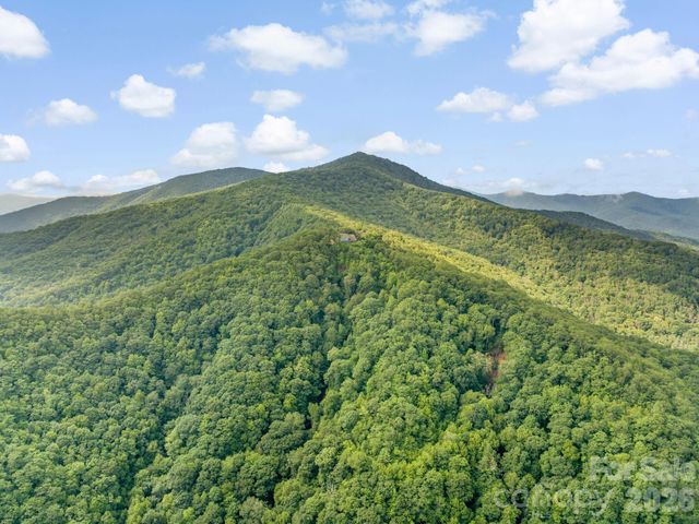 2200 Camp Branch Road, Waynesville, NC 28786