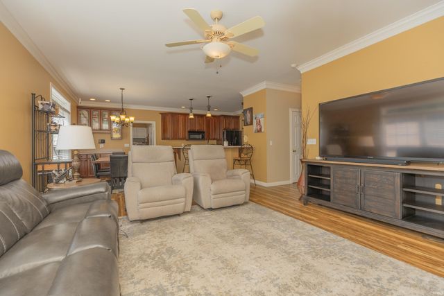 2209 Duffers Lane, Evansville, IN 47725