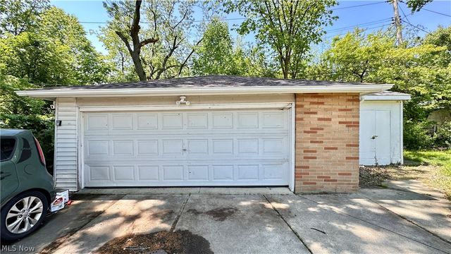 1434 E 222nd Street, Euclid, OH 44117