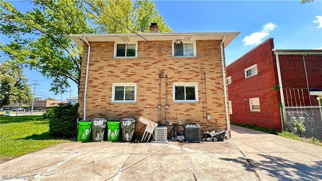1434 E 222nd Street, Euclid, OH 44117
