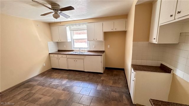 1434 E 222nd Street, Euclid, OH 44117