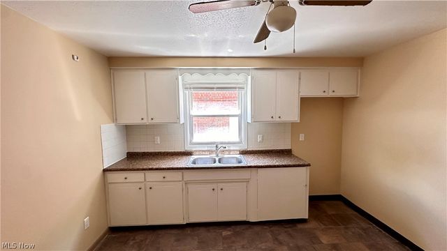 1434 E 222nd Street, Euclid, OH 44117