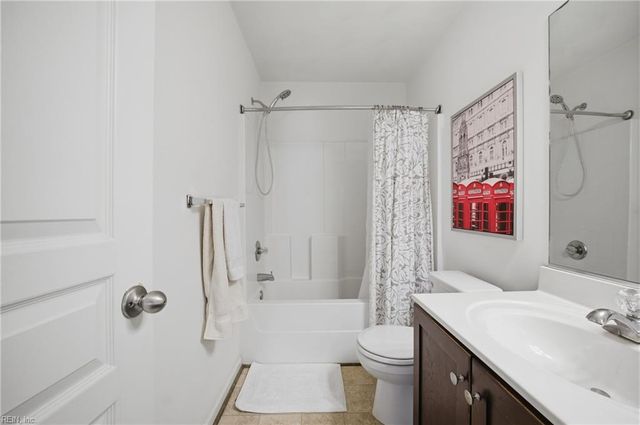 5250 Moreland ST, Suffolk, VA 23435