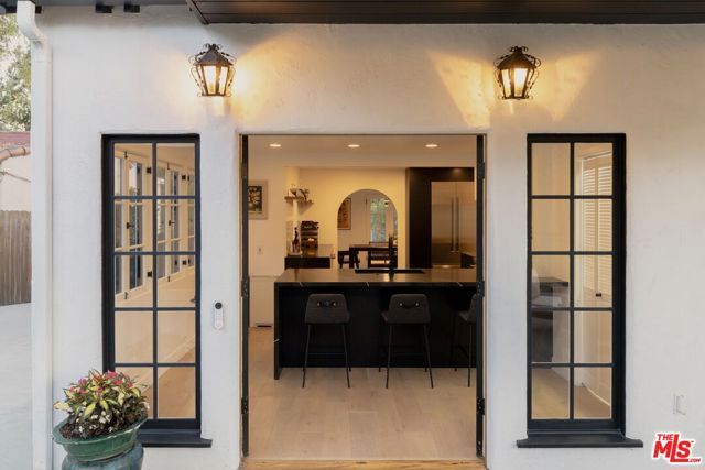 1501 New York Drive, Altadena, CA 91001