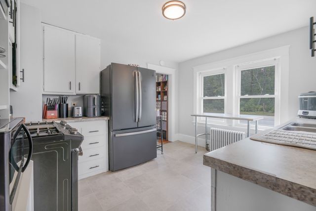 1894 Fall River Avenue, Seekonk, MA 02771
