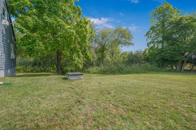 1894 Fall River Avenue, Seekonk, MA 02771
