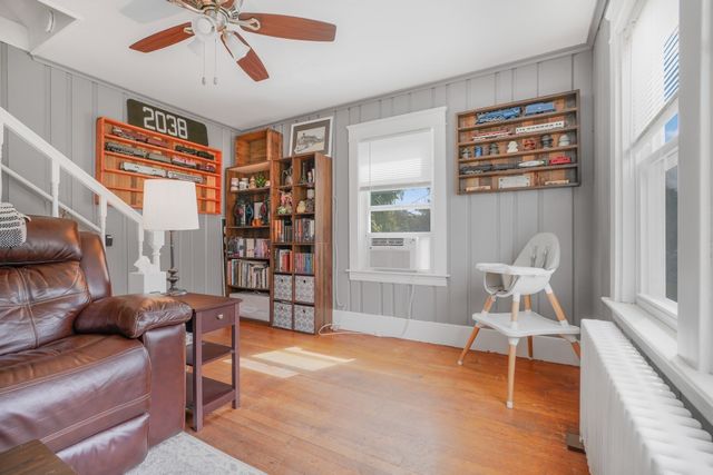 1894 Fall River Avenue, Seekonk, MA 02771