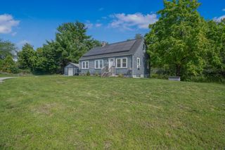 1894 Fall River Avenue, Seekonk, MA 02771