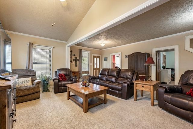 1940 S Washington Street, Siloam Springs, AR 72761